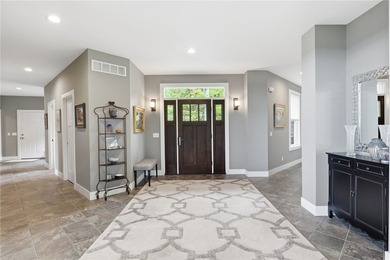 Welcome to this custom-built, quality 2015 residence perfectly - photo 6
