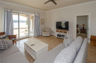 Welcome to Harbor Pointe Condos in StillWaters on beautiful Lake - photo 29