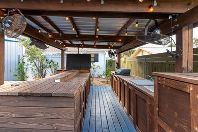 This charming property has character that is above and beyond - photo 32