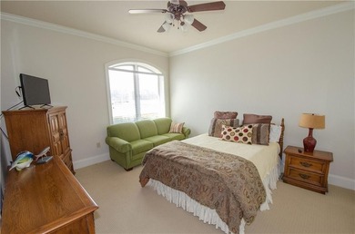 Welcome to Harbor Pointe Condos in StillWaters on beautiful Lake - photo 37