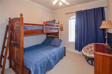 Welcome to Harbor Pointe Condos in StillWaters on beautiful Lake - photo 46