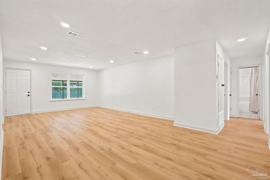 Additional listing photo 4