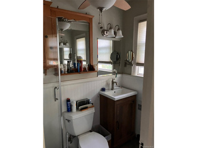 Well-maintained 4-bedroom, 2.5-bath Colonial ideally situated - photo 13