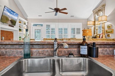 Welcome to your Edisto Island escape! Majestic live oaks and - photo 14