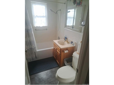 Well-maintained 4-bedroom, 2.5-bath Colonial ideally situated - photo 14