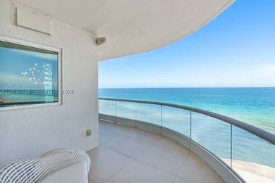 Turnkey, professionally designed 2-bedroom + den, 2.5-bath - photo 40
