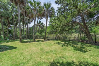 Welcome to your Edisto Island escape! Majestic live oaks and - photo 45
