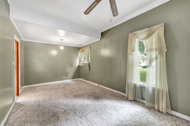 This charming 4-bedroom, 1-bath home is located in a quiet - photo 14
