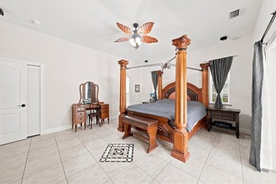 Rare 4-acre fully fenced private estate offering unmatched - photo 15