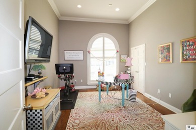 Discover exceptional space and amenities in this impressive - photo 16