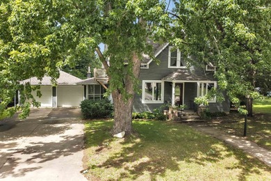 This charming 4-bedroom, 1-bath home is located in a quiet - photo 25