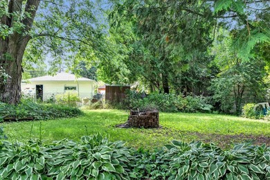 This charming 4-bedroom, 1-bath home is located in a quiet - photo 28
