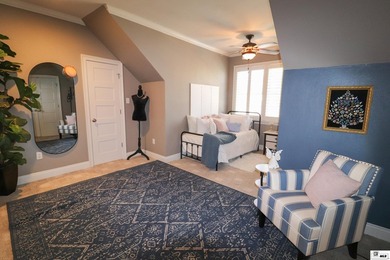 Discover exceptional space and amenities in this impressive - photo 37