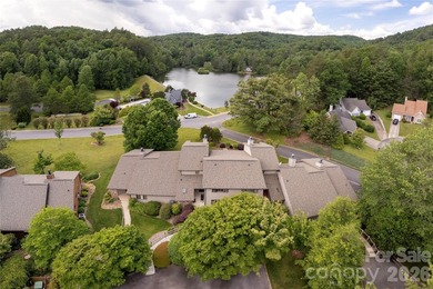 A rare opportunity to own in the heart of Deerlake Village! This - photo 1