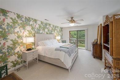 A rare opportunity to own in the heart of Deerlake Village! This - photo 10