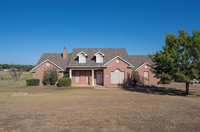 (private lake, pond, creek) Home Active Under Contract in Cleburne Texas