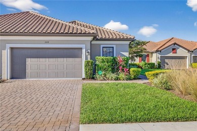 (private lake, pond, coastal) Home Sale Pending in Naples Florida