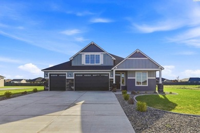 MLS# 285206 | The Willamette plan blends space, flexibility, and - photo 2