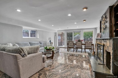 This charming 1 family home in Whitestone offers 3 bedrooms and - photo 2