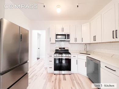 DELIVERED VACANT! 4-STORY BROWNSTONE ORIGINAL DETAILS A rare ~3 - photo 16