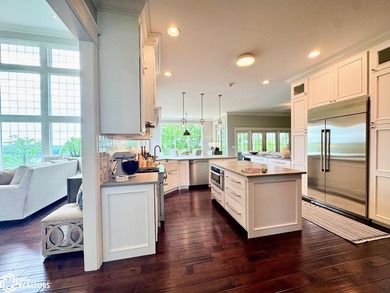STUNNING.....RECENTLY REMODELED WITH THE FINEST FINISHING - photo 19