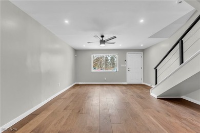 High-End, Move-In Ready Condo in a Highly Sought-After End Unit! - photo 3