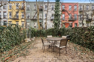 DELIVERED VACANT! 4-STORY BROWNSTONE ORIGINAL DETAILS A rare ~3 - photo 23