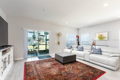 Gorgeous 4-bedroom, 3 full bath End-unit townhome in the gated - photo 5