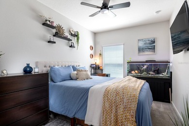Gorgeous 4-bedroom, 3 full bath End-unit townhome in the gated - photo 8