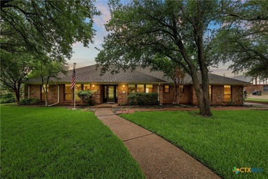 Lake Waco Home For Sale in Woodway Texas