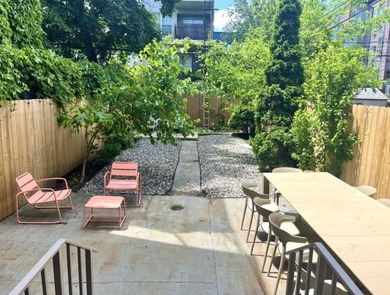 All showings are by appointment only - during posted open houses - photo 10