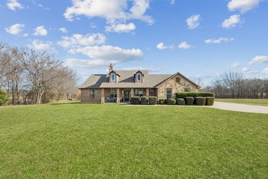 PRIVATE LAKE LIVING! This exceptional Craftsman-style residence - photo 28