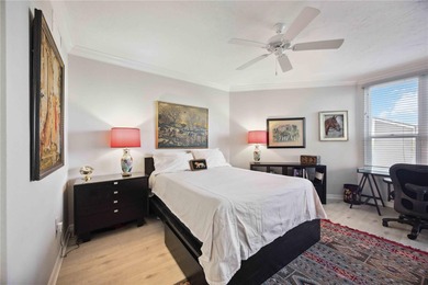 GREAT PRICE CONDO AT THE LANDINGS, EAGLE POINT - COASTAL LIVING