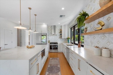 The newly completed Wailea estate blends contemporary design - photo 15