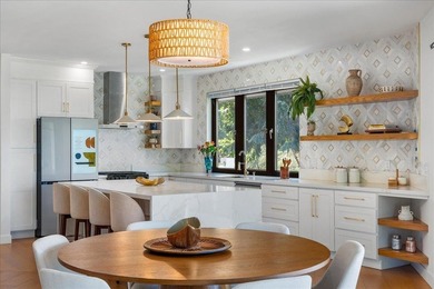 The newly completed Wailea estate blends contemporary design - photo 16
