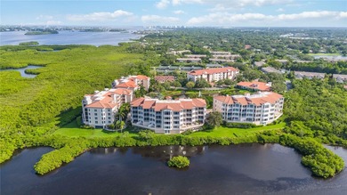 GREAT PRICE CONDO AT THE LANDINGS, EAGLE POINT - COASTAL LIVING