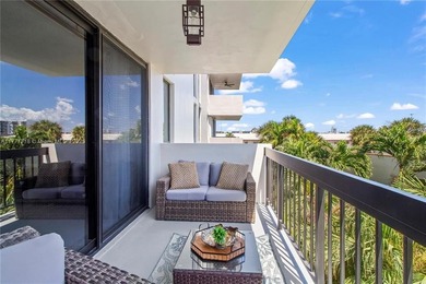 PRICED TO SELL!!!  WATERFRONT VIEW o SNOWBIRDS o INVESTORS o