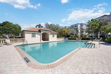 GREAT PRICE CONDO AT THE LANDINGS, EAGLE POINT - COASTAL LIVING