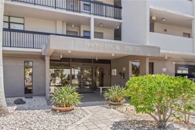 PRICED TO SELL!!!  WATERFRONT VIEW o SNOWBIRDS o INVESTORS o