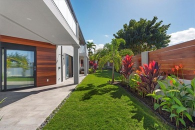 The newly completed Wailea estate blends contemporary design - photo 40