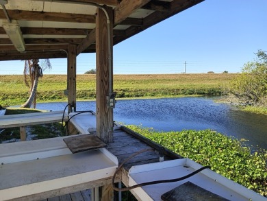 Lake Home For Sale in Okeechobee, Florida