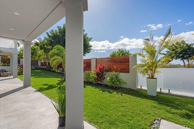 The newly completed Wailea estate blends contemporary design - photo 42