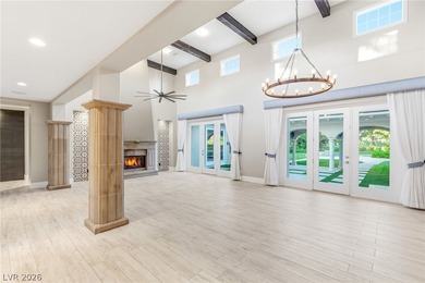 Extraordinary golf course estate positioned on a private street - photo 7