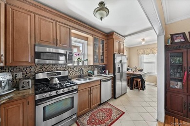 Brick detached single family house located in vibrant - photo 4