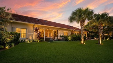 This bright, spacious, and beautiful 4-bedroom, 4-bathroom - photo 30