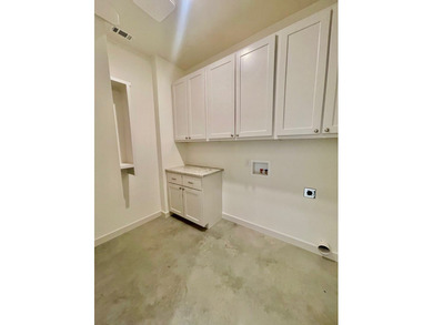 Beautiful new 3/2 custom all Electric home by Clay Lane Homes on - photo 12
