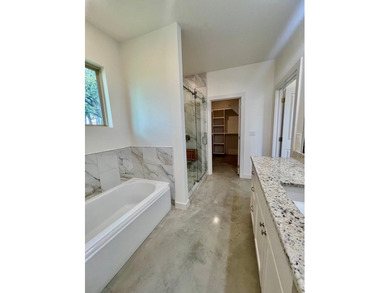 Beautiful new 3/2 custom all Electric home by Clay Lane Homes on - photo 17