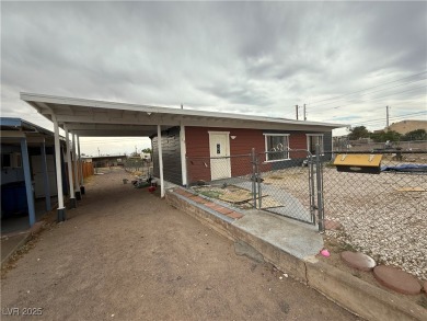 Classic home in the Heart of Henderson in close proximity to