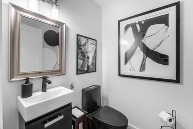Experience luxury living in this beautifully renovated home - photo 22