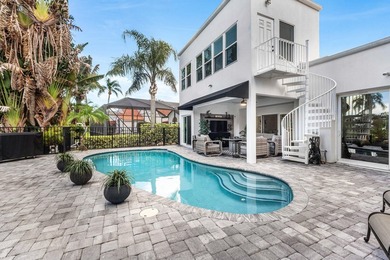 Experience luxury living in this beautifully renovated home - photo 35